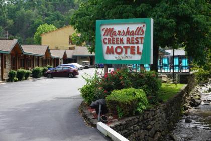 Marshall's Creek Rest Motel - image 1